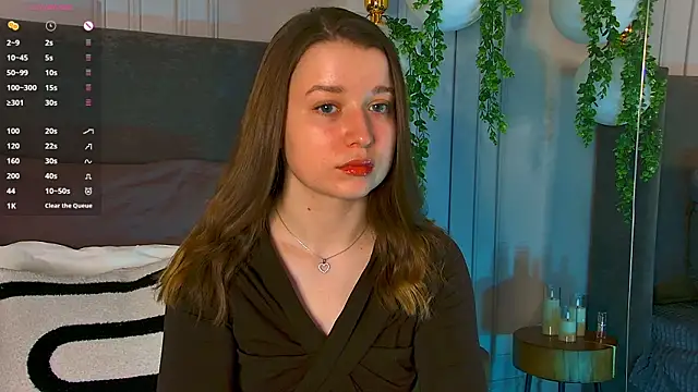 Snapshot of MichelleHaynes chatting on February 24, 2025, 2:48 pm MichelleHaynes online show from February 24, 2025, 2:48 pm