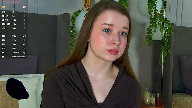 Snapshot of MichelleHaynes chatting on March 7, 2025, 2:23 pm MichelleHaynes online show from March 7, 2025, 2:23 pm