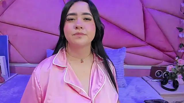 Snapshot of Victoria_Rossy chatting on September 17, 2025, 7:48 pm Victoria Rossy online show from September 17, 2025, 7:48 pm