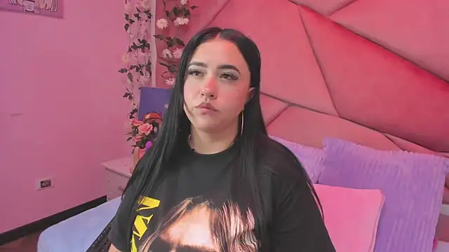 Snapshot of Victoria_Rossy chatting on September 26, 2025, 7:40 pm Victoria Rossy online show from September 26, 2025, 7:40 pm