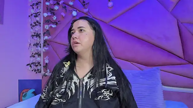 Snapshot of Victoria_Rossy chatting on November 29, 2025, 8:34 pm Victoria Rossy online show from November 29, 2025, 8:34 pm