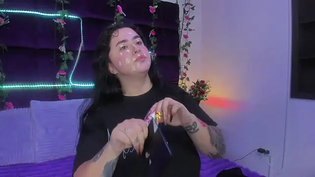 Victoria Rossy online show from March 31, 2026, 9:04 pm