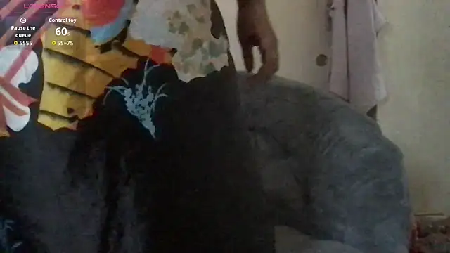 Snapshot of Jayhoney25 chatting on February 25, 2026, 10:19 pm Jayhoney25 online show from February 25, 2026, 10:19 pm