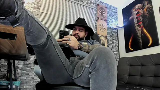 Ethan Castellano online show from June 22, 2026, 10:18 pm