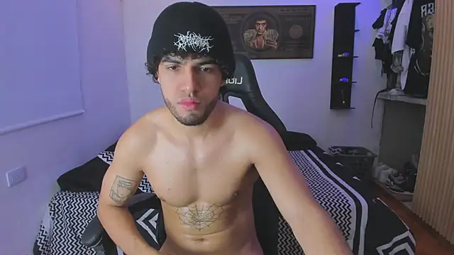 Snapshot of daddy_jhons chatting on March 10, 2026, 4:45 pm daddy jhons online show from March 10, 2026, 4:45 pm