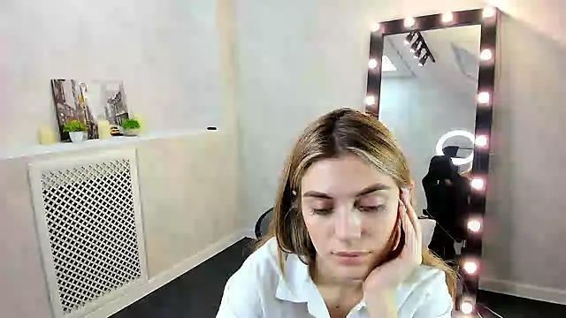 Cherry Price online show from December 18, 2024, 3:47 am