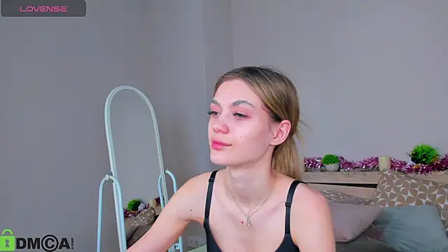 Cherry Price online show from March 8, 2026, 11:52 pm