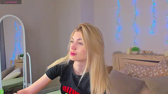 Cherry Price online show from May 17, 2026, 11:12 pm