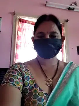 Snapshot of lalitha225 chatting on December 3, 2024, 8:16 am lalitha225 online show from December 3, 2024, 8:16 am