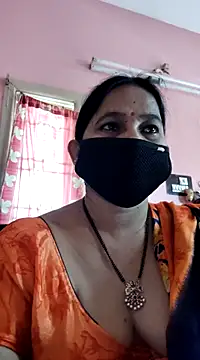 Snapshot of lalitha225 chatting on December 5, 2024, 6:10 am lalitha225 online show from December 5, 2024, 6:10 am
