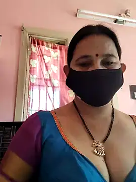Snapshot of lalitha225 chatting on December 6, 2024, 3:41 am lalitha225 online show from December 6, 2024, 3:41 am