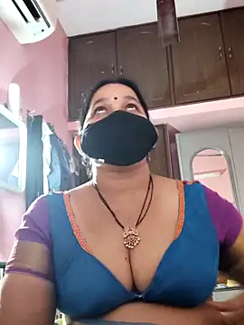 Snapshot of lalitha225 chatting on December 6, 2024, 1:55 pm lalitha225 online show from December 6, 2024, 1:55 pm