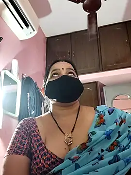 Snapshot of lalitha225 chatting on December 12, 2024, 9:40 am lalitha225 online show from December 12, 2024, 9:40 am