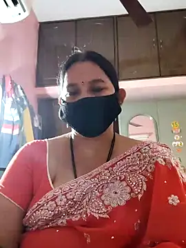 Snapshot of lalitha225 chatting on December 23, 2024, 5:49 am lalitha225 online show from December 23, 2024, 5:49 am