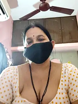 Snapshot of lalitha225 chatting on December 27, 2024, 11:17 am lalitha225 online show from December 27, 2024, 11:17 am