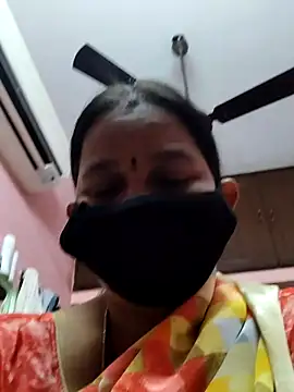 Snapshot of lalitha225 chatting on February 25, 2025, 5:08 am lalitha225 online show from February 25, 2025, 5:08 am
