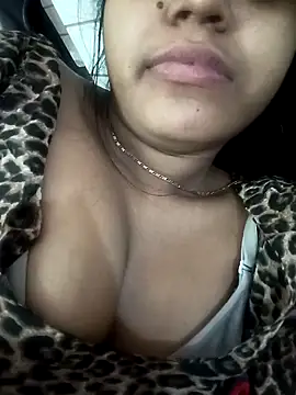 Snapshot of Sania-Love chatting on January 30, 2025, 7:59 pm Sania-Love online show from January 30, 2025, 7:59 pm