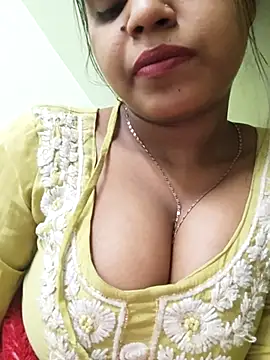 Snapshot of Sania-Love chatting on February 20, 2025, 7:08 pm Sania-Love online show from February 20, 2025, 7:08 pm