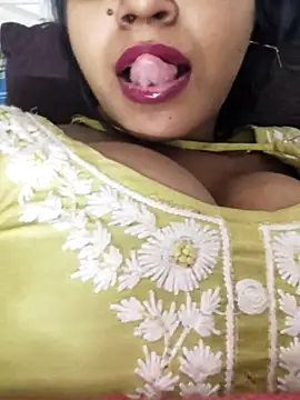 Snapshot of Sania-Love chatting on February 20, 2025, 10:26 pm Sania-Love online show from February 20, 2025, 10:26 pm