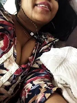 Snapshot of Sania-Love chatting on February 21, 2025, 9:11 pm Sania-Love online show from February 21, 2025, 9:11 pm