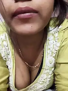 Snapshot of Sania-Love chatting on March 5, 2025, 8:00 pm Sania-Love online show from March 5, 2025, 8:00 pm