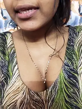 Snapshot of Sania-Love chatting on March 17, 2025, 5:49 pm Sania-Love online show from March 17, 2025, 5:49 pm