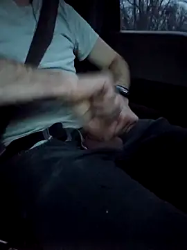 Spunwhiteboy1992 online show from November 24, 2025, 10:20 pm