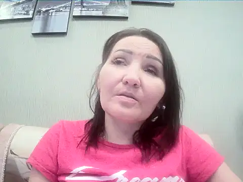 ClaireSunset online show from May 5, 2026, 5:32 pm