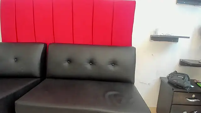 Snapshot of hotfriends_sex chatting on February 25, 2025, 11:52 am hotfriends sex online show from February 25, 2025, 11:52 am