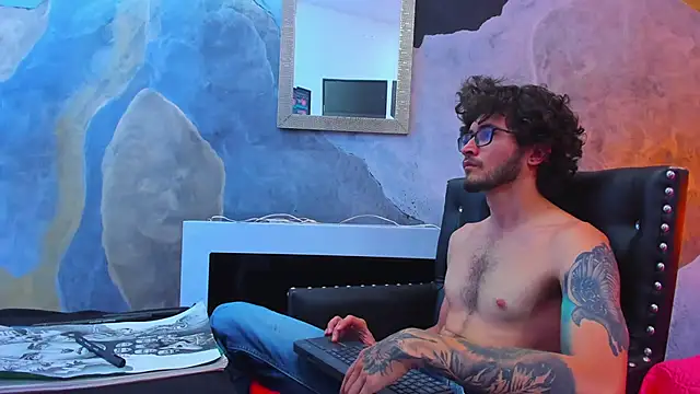 Snapshot of Loggan_donnelly chatting on December 26, 2024, 8:53 pm Loggan donnelly online show from December 26, 2024, 8:53 pm