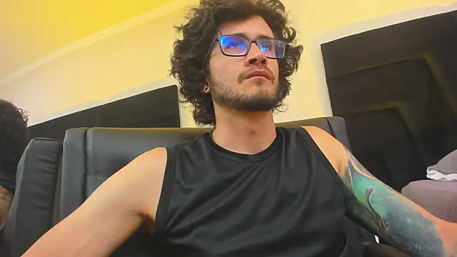 Snapshot of Loggan_donnelly chatting on January 14, 2025, 11:58 pm Loggan donnelly online show from January 14, 2025, 11:58 pm