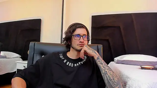 Snapshot of Loggan_donnelly chatting on January 25, 2025, 8:10 pm Loggan donnelly online show from January 25, 2025, 8:10 pm