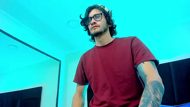 Snapshot of Loggan_donnelly chatting on February 1, 2025, 9:29 pm Loggan donnelly online show from February 1, 2025, 9:29 pm