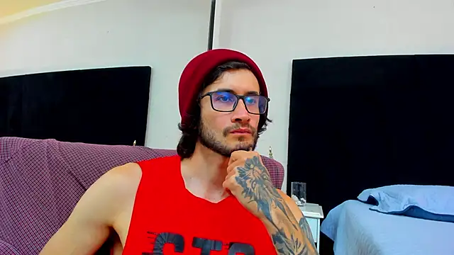 Snapshot of Loggan_donnelly chatting on February 16, 2025, 9:27 pm Loggan donnelly online show from February 16, 2025, 9:27 pm