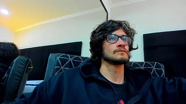 Snapshot of Loggan_donnelly chatting on February 21, 2025, 9:00 pm Loggan donnelly online show from February 21, 2025, 9:00 pm