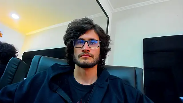 Snapshot of Loggan_donnelly chatting on February 22, 2025, 12:05 am Loggan donnelly online show from February 22, 2025, 12:05 am