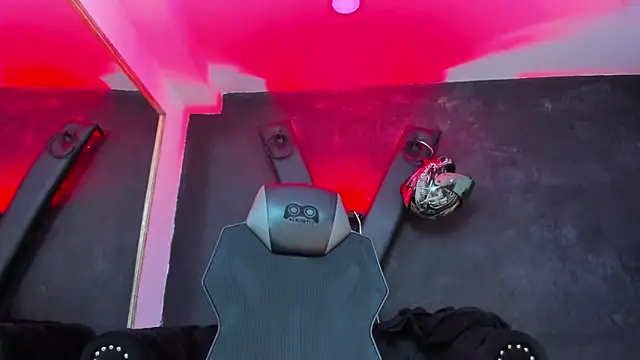 Snapshot of Loggan_donnelly chatting on September 14, 2025, 7:35 pm Loggan donnelly online show from September 14, 2025, 7:35 pm