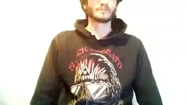 Snapshot of Loggan_donnelly chatting on November 8, 2025, 10:08 pm Loggan donnelly online show from November 8, 2025, 10:08 pm