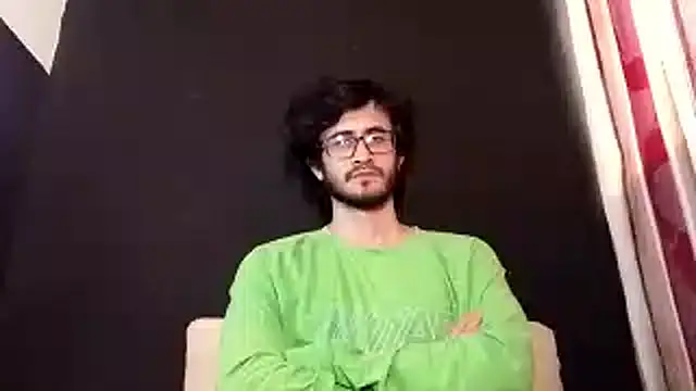 Snapshot of Loggan_donnelly chatting on November 9, 2025, 6:50 pm Loggan donnelly online show from November 9, 2025, 6:50 pm