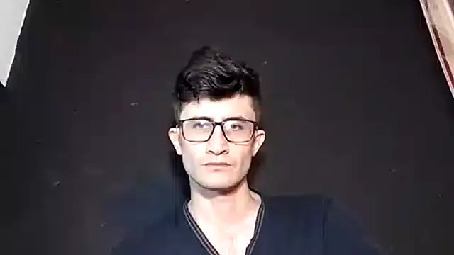 Snapshot of Loggan_donnelly chatting on November 15, 2025, 10:15 pm Loggan donnelly online show from November 15, 2025, 10:15 pm