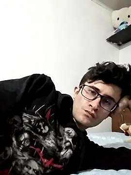 Snapshot of Loggan_donnelly chatting on December 16, 2025, 8:58 pm Loggan donnelly online show from December 16, 2025, 8:58 pm