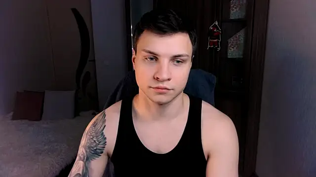 handsome guy01 online show from December 16, 2024, 7:48 am