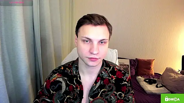 handsome guy01 online show from March 13, 2026, 7:09 pm