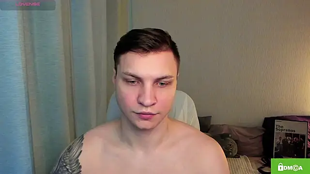 Snapshot of handsome_guy01 chatting on May 18, 2026, 4:07 am handsome guy01 online show from May 18, 2026, 4:07 am