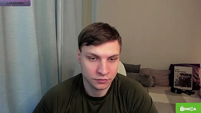 Snapshot of handsome_guy01 chatting on June 2, 2026, 4:14 am handsome guy01 online show from June 2, 2026, 4:14 am