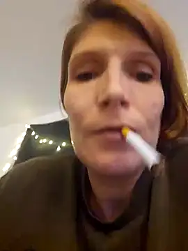 Snapshot of Lenchen_ chatting on November 28, 2025, 8:55 pm Lenchen online show from November 28, 2025, 8:55 pm