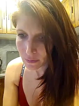 Snapshot of Lenchen_ chatting on February 21, 2026, 9:38 pm Lenchen online show from February 21, 2026, 9:38 pm