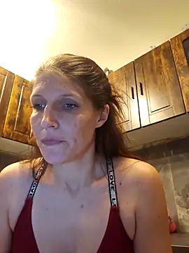 Snapshot of Lenchen_ chatting on March 1, 2026, 9:17 pm Lenchen online show from March 1, 2026, 9:17 pm