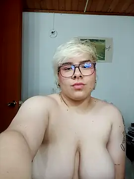 amalia love online show from October 24, 2025, 6:43 am