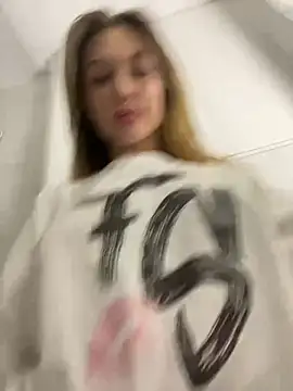 ViolaFlirt online show from February 11, 2025, 5:29 pm